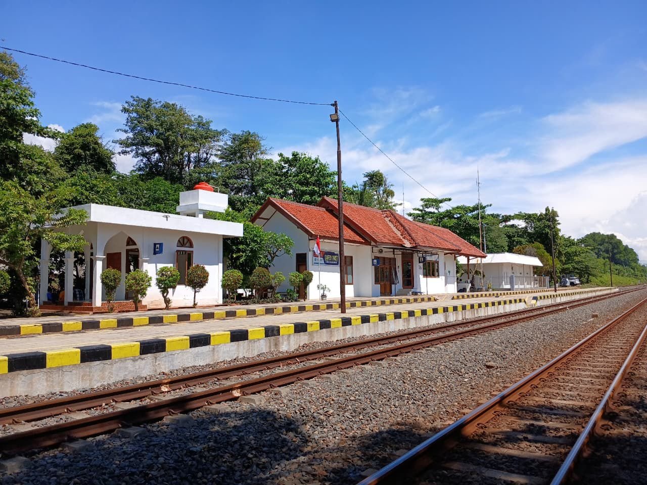 KAI Daop 4 Semarang aktifkan kembali tiga Stasiun di Plabuan, Comal dan Batang. (dok KAI)