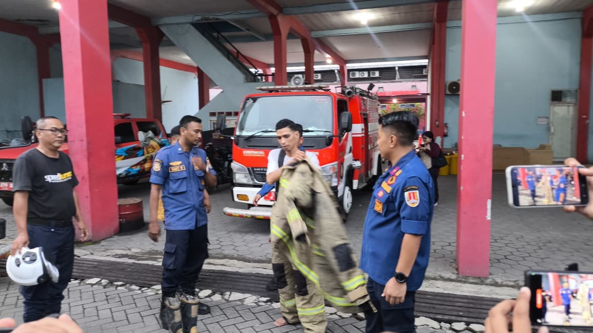 Damkar Semarang lanjutkan proses hukum pelaku order fiktif. (dok Alan Henry)
