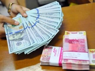 Rupiah Melemah Picu Bisnis Hedging Perbankan