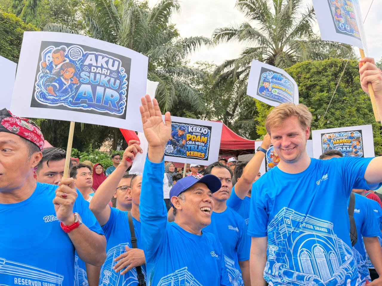 Ratusan warga kota semarang ikuti Event Mlaku Bareng dalam rangka Hari Jadi ke-479 Kota Semarang di kawasan Simpang Lima. (dok Istimewa)