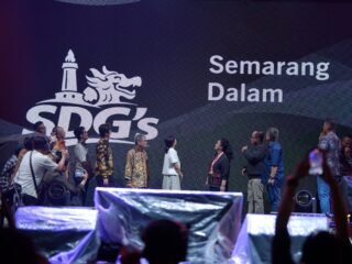 Peluncuran aplikasi “SDGs atau Semarang dalam Genggaman saya” pada puncak Resepsi Hari Jadi ke-479 Kota Semarang. (dok Pemkot Semarang)