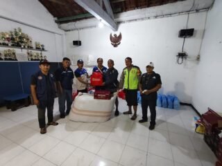 Pemkot Semarang Salurkan Bantuan Sosial bagi Warga Terdampak Banjir Tugu dan Ngaliyan
