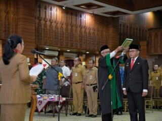 Agustina Resmi Lantik Handi Priyanto sebagai Sekda Kota Semarang