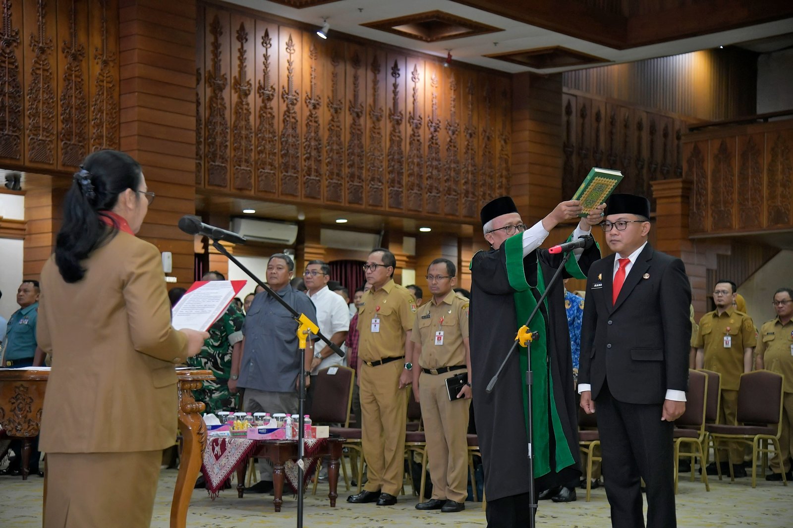 Wali Kota Semarang, Agustina Wilujeng, secara resmi melantik Handi Priyanto sebagai Sekretaris Daerah (Sekda) Kota Semarang pada Senin (18/5/2026). (dok Pemkot Semarang)