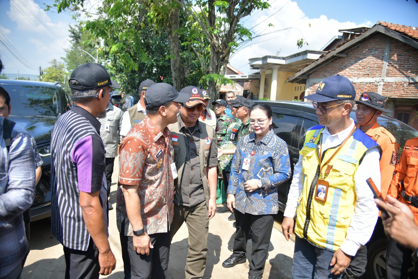 Badan Nasional Penanggulangan Bencana (BNPB), Pemerintah Provinsi Jawa Tengah, Pemerintah Kota Semarang, dan Balai Besar Wilayah Sungai (BBWS) Pemali-Juana berkolaborasi untuk mempercepat normalisasi sungai. (dok Pemprov Jateng)