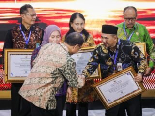 Pemerintah Provinsi Jawa Tengah memperoleh dua penghargaan dalam ajang Anugerah Kearsipan yang menjadi bagian dari peringatan Hari Kearsipan ke-55 di Gedung C Arsip Nasional Republik Indonesia (ANRI), Jakarta, Rabu, 20 Mei 2026. (dok Pemprov Jateng)