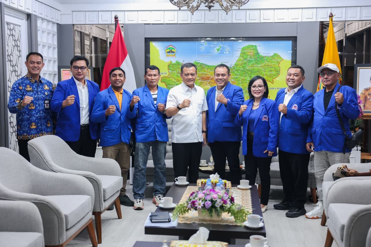 Gubernur Jawa Tengah Ahmad Luthfi saat menerima audiensi dari DPW ATI Jawa Tengah di kantornya. (dok Pemprov Jateng)