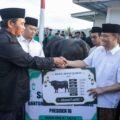 Sapi 906 Kg dari Gubernur Jateng Jadi Kado Iduladha Warga Huntara Tegal