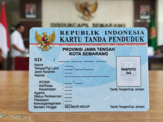 Pemkot Semarang pastikan blangko KTP aman. (dok Gemini AI)