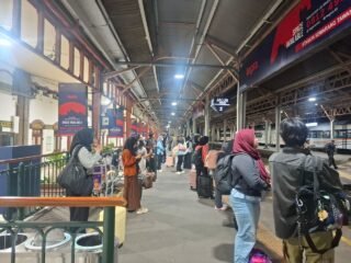 KAI Daop 4 Semarang Hadirkan Diskon 30 Persen Tiket Kereta Ekonomi Selama Liburan Sekolah