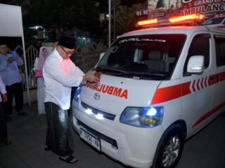 Ambulans Umat Hadir di Kalipancur, Warga Kurang Mampu Bisa Mendapat Layanan Gratis