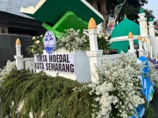 Mobil Hias PDAM Tirta Moedal di Pawai MTQ Nasional Usung Filosofi Air sebagai Sumber Kehidupan